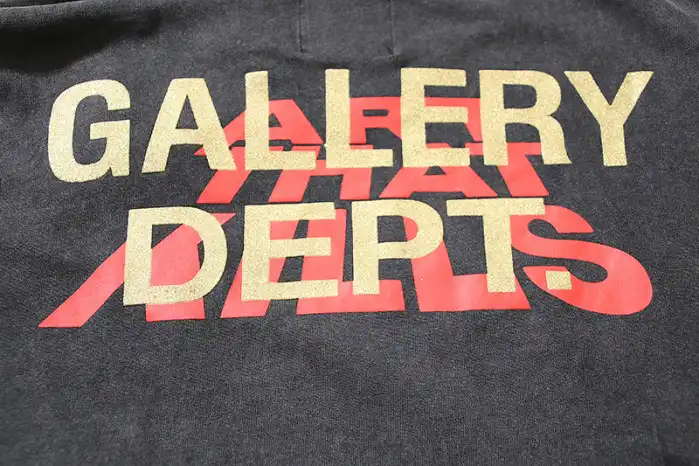 GA11ERY DEPT. T-SHIRT 24042304