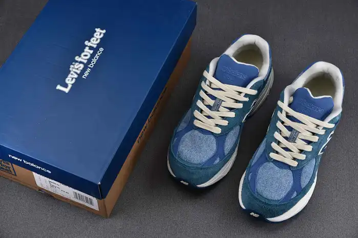 New Balance 990v3 Levi's Denim M990LI3