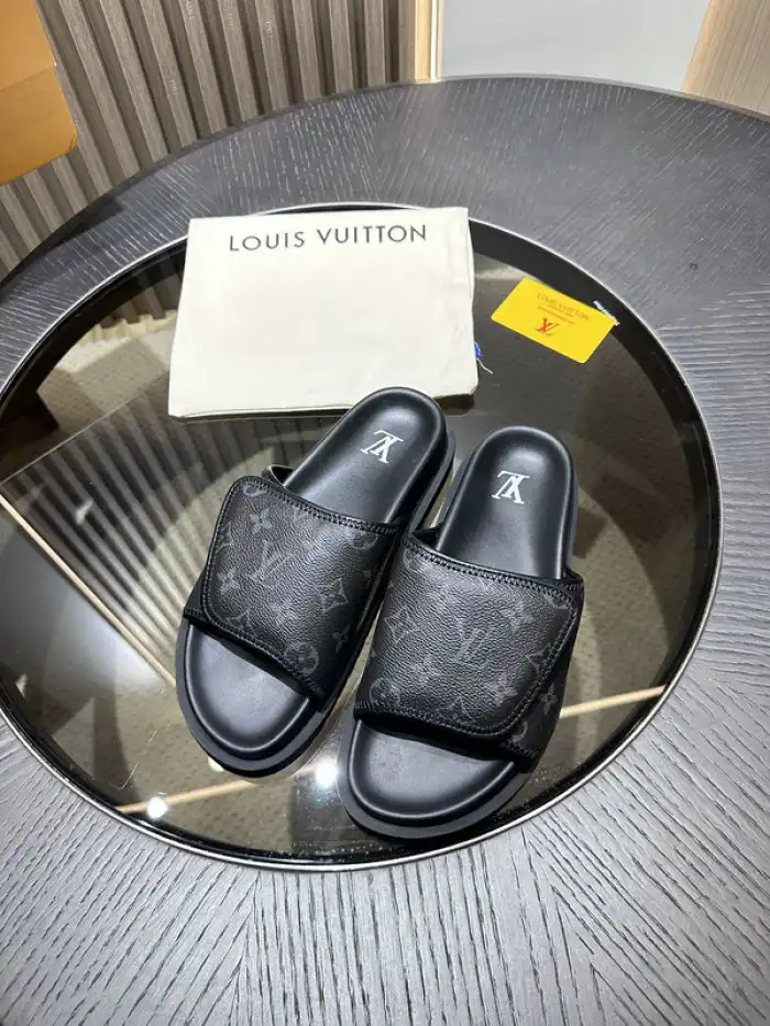 LV Miami Mule 24052702