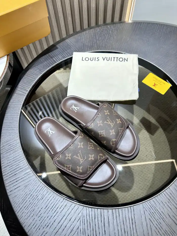 LV Miami Mule 24052701