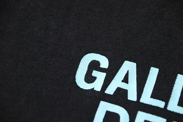 GA11ERY DEPT. T-SHIRT 24042301