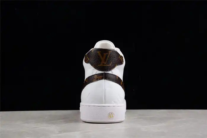 LV TRAINER SNEAKER HIGH