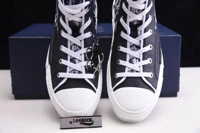 DR B23 High Top Oblique Sneaker Black & White