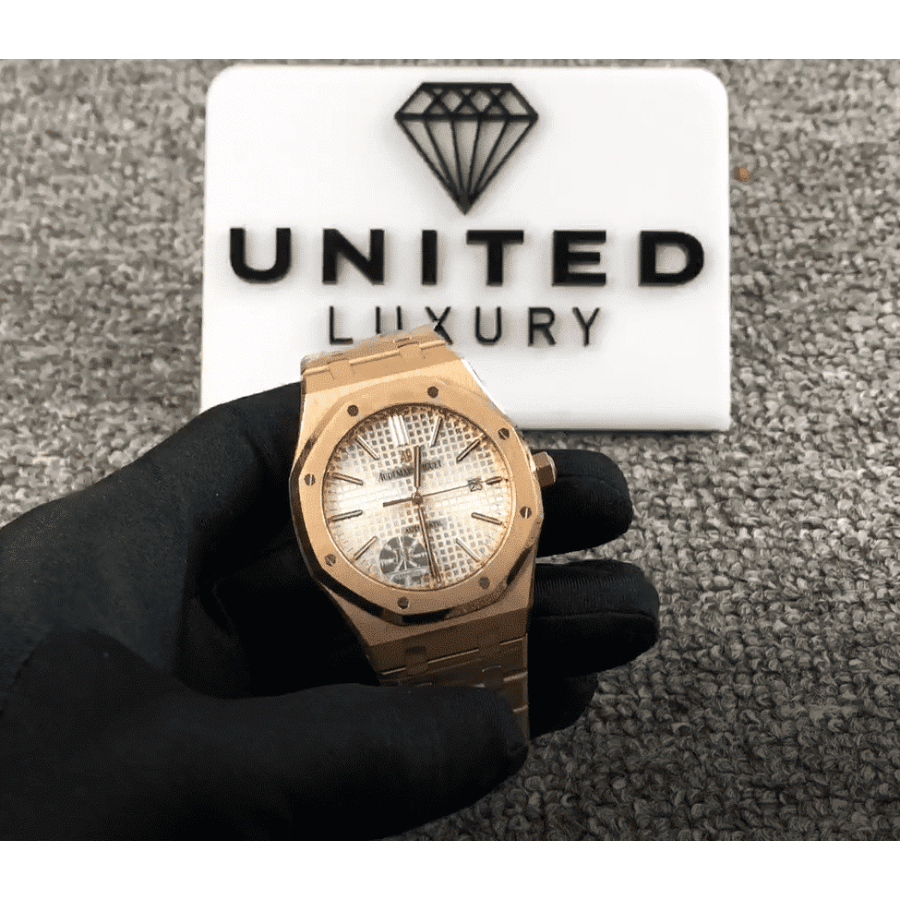 Reptime Audemars Piguet Royal Oak 15400OR.OO.1220OR.02 High-End Replica 1: ZipUp 15