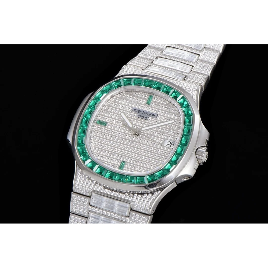 Reptime NewStyle Patek Philippe Nautilus 5711 1300A “Emerald Bezel”  Duplicate 396